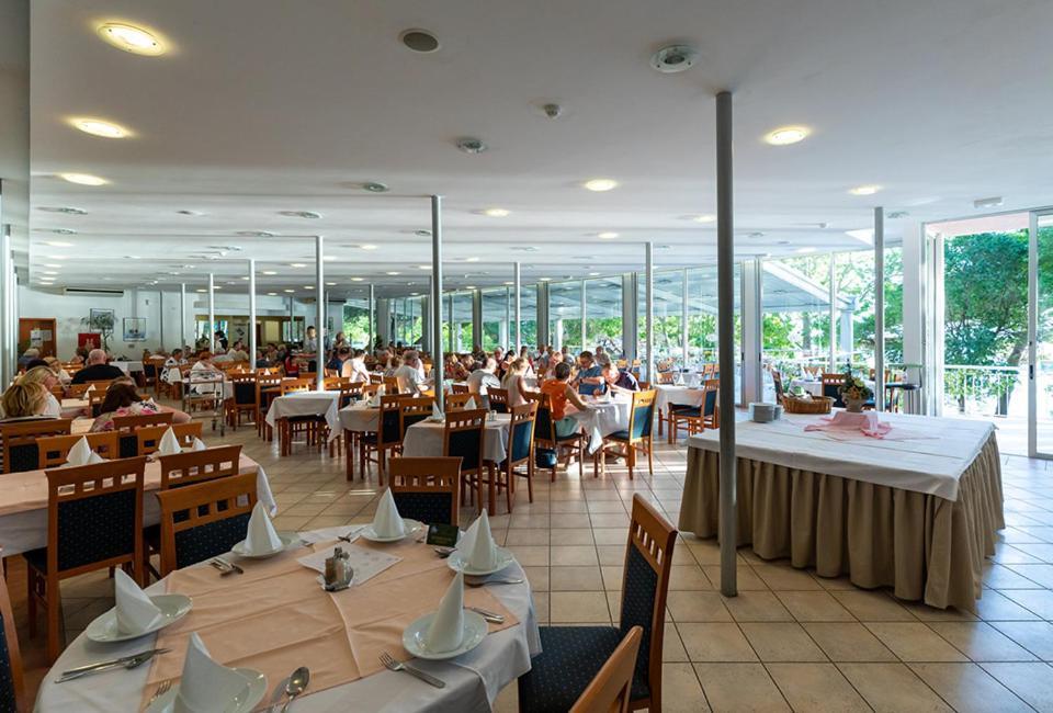 Tourist Settlement Brzet Hotel Omis Exterior photo