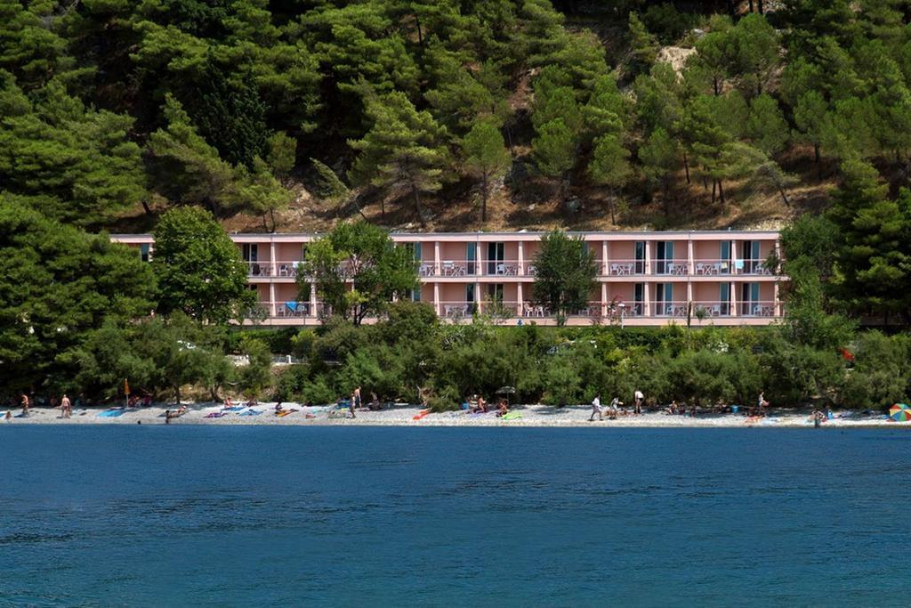 Tourist Settlement Brzet Hotel Omis Exterior photo